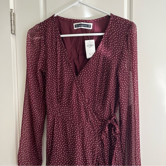 Maroon polka dot tie dress Abercrombie - Picture 2 of 4